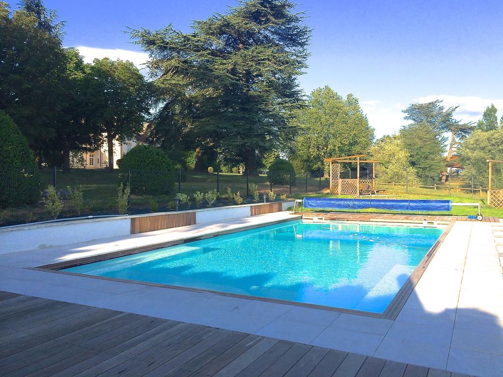 Domaine Des Grands Cedres Bed & Breakfast Cordelle Екстериор снимка