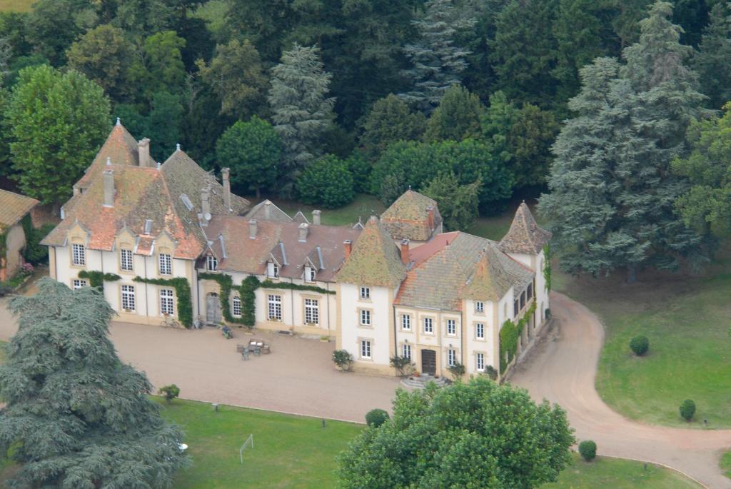 Domaine Des Grands Cedres Bed & Breakfast Cordelle Екстериор снимка